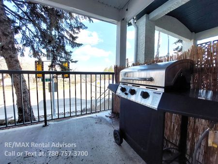 #101 10118 95 Street Northwest - Photo 2