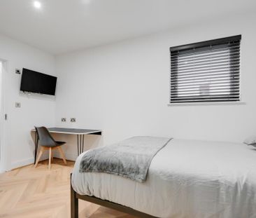 6 bedroom house to rent - Photo 4