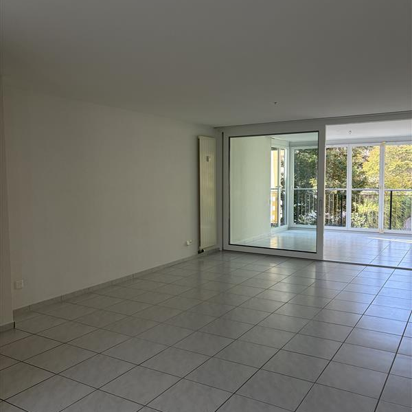 Grosszügige 3.5-Zimmerwohnung mitten in Pratteln - Foto 1