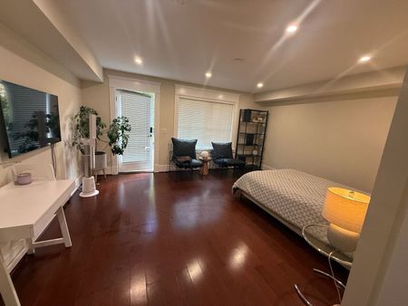 6290 Eagles Drive apartment — Vancouver, BC (1-Bedroom) - 1 Bedroom - Photo 3