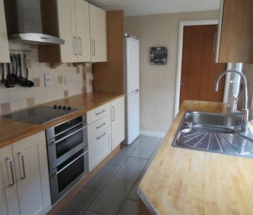 56 Glenburn Road, Dunmurry, Belfast, BT17 9AN - Photo 1