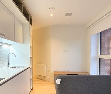 1 bedroom flat to rent - Photo 4