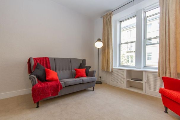 1 bedroom flat to rent - Photo 1