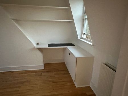 4 Bed Terraced House, Langthorne Street, SW6 - Photo 2