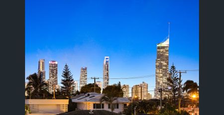 Unfurnished Brand New Waterfront Home with Dual Living - Photo 4