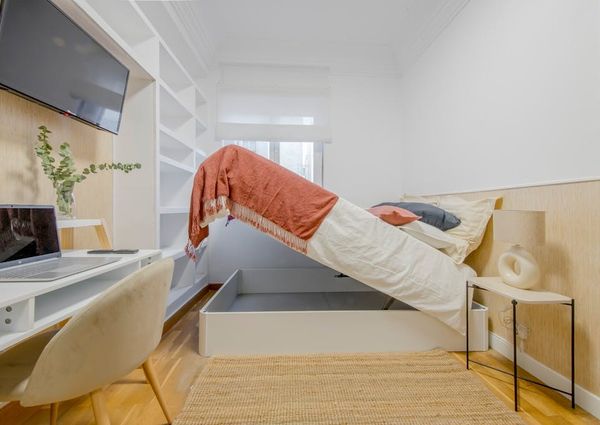 Calle de los Mártires Concepcionistas, Madrid, Community of Madrid 28006