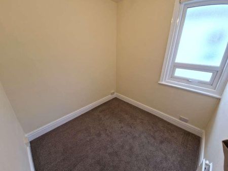 Victoria Road West, Thornton-cleveleys, FY5 - Photo 2