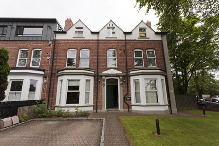 221 Belmont Road, BT42AH, Belfast - Photo 2