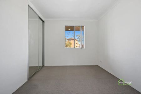 “Refreshing First Floor Apartment” - Photo 4