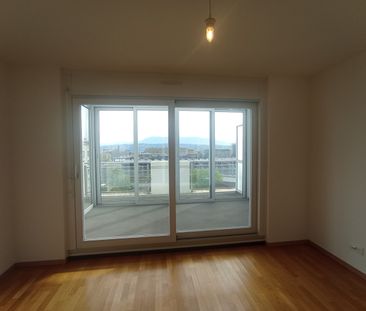 Genève / Nations - Appartement traversant de 4.5 pièces de +/- 100 m² - Photo 3