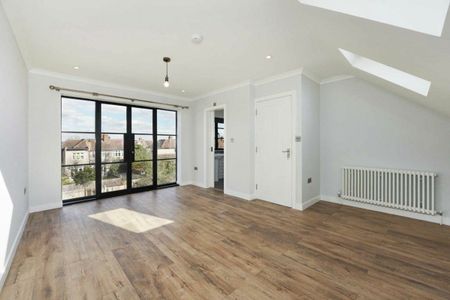 Ashley Drive, Twickenham, TW2 - Photo 2