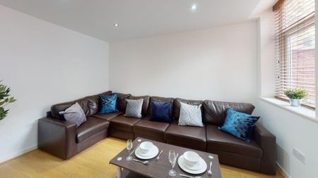 6 bedroom house to rent - Photo 2