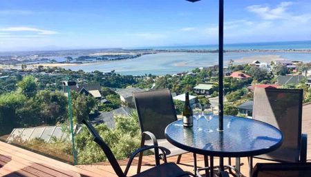 Penthouse flat. Amazing sea & mountain views - Photo 2