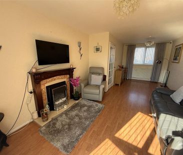 3 bedroom end of terrace house to rent - Photo 1