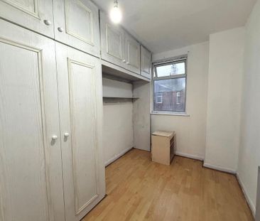 3 bedroom terraced house to rent - Photo 4