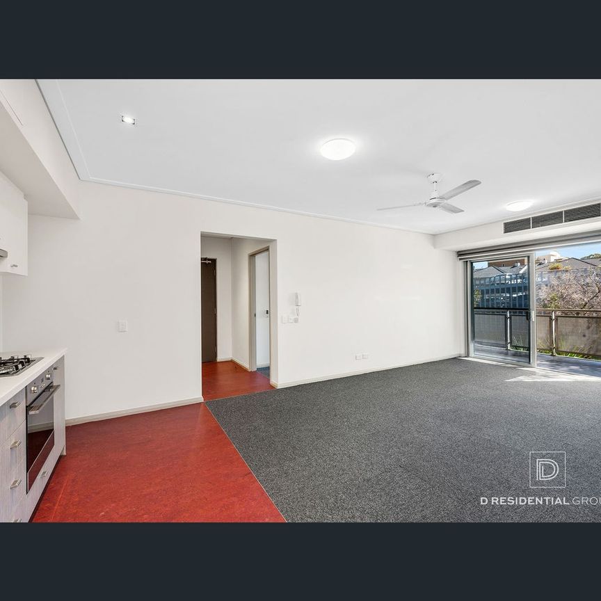 17/111-133 Goderich Street, East Perth, WA 6004 - Photo 1