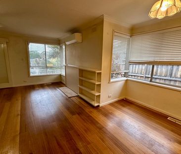 64 Orana Drive, Watsonia VIC 3087 - Photo 4