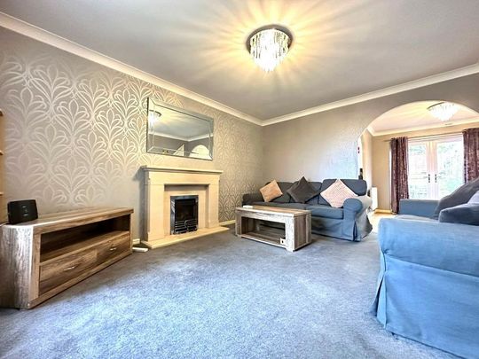 3 bedroom semi-detached house to rent - Photo 1