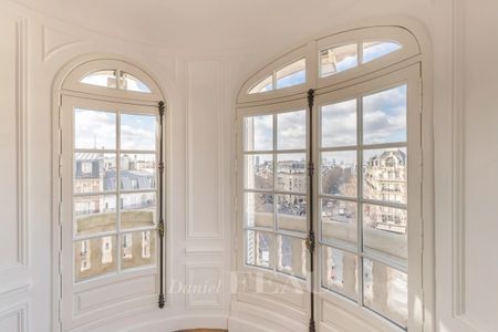 Appartement à louer à Paris 8Ème - Photo 3