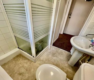 Broadwater Road, Worthing - Photo 3
