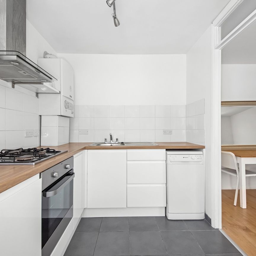 Chrisp House, Greenwich, SE10, London - Photo 1
