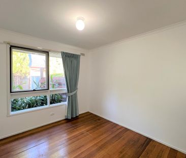 Family Home In Quiet Location! - Photo 2