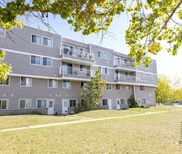 Bannerman Apartments | 2606 139 Avenue NW, Edmonton - Photo 1