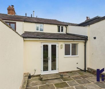 3 bedroom end of terrace house to rent - Photo 2