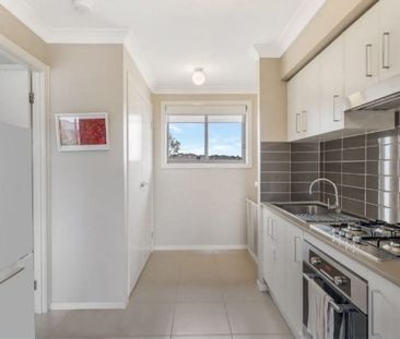 One Bedroom Granny Flat in Prime Location - Photo 4