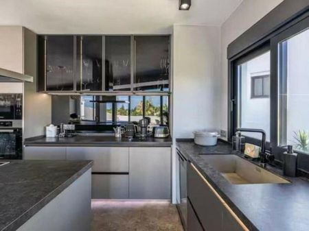 Marbella, Andalusia 29602 - Photo 3