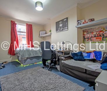 6 Bedroom Mid Terraced House for rent in Estcourt Avenue - Photo 6