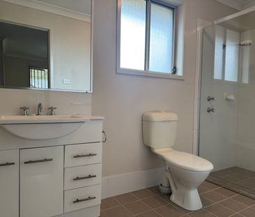 Duplex with Double Garage.. Covered Patio.. Walk to Local Amenities - Photo 6