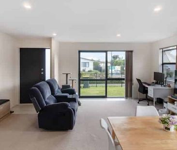 Spacious 2 bedroom home! - Photo 5