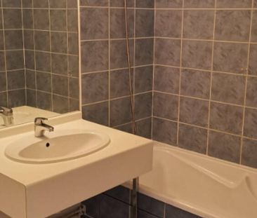 Appartement T3 - terrasse - parking - Résidence La Fontaine - Photo 5