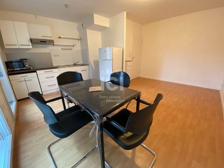 Location Appartement 2 pièces 39m² - Photo 3