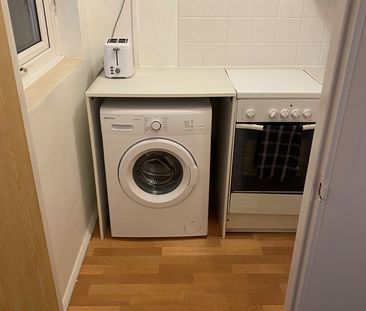 1 Bed Flat, Newton Park Court, LS7 - Photo 4