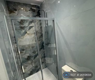 1 bedroom semi-detached house to rent - Photo 5