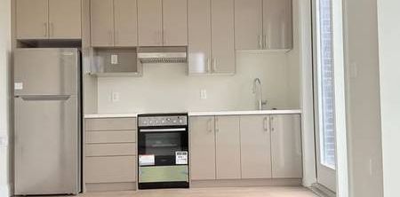 Brand New 1 Bed 1 Bath studio apartment - Photo 2