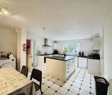 7 bedroom semi-detached house to rent - Photo 4