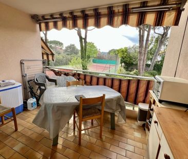 Location studio Antibes Bréguières dans résidence de standing avec ... - Photo 2