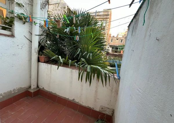 Carrer del Robí, Barcelona, Catalonia 08012