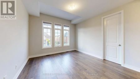 138 CRANE STREET - Photo 4