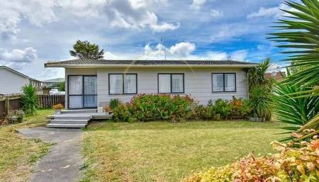 3 Bedroom 1 Bathroom house available to rent - Photo 3