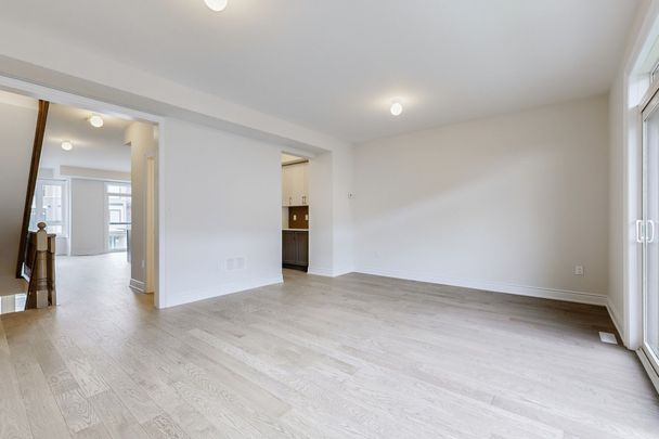 For Lease - 220 Tennant Circle, Vaughan, Ontario - Photo 1