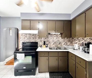 For Lease - 1484 LANGLOIS Avenue, Windsor, Ontario - Photo 2