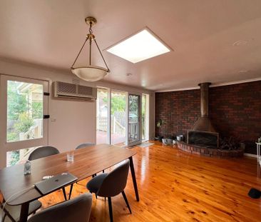 Blackburn North - Photo 1