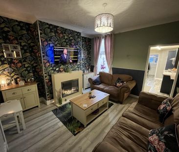 3 bedroom barn conversion to rent - Photo 1