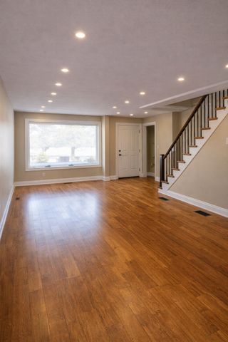 For Lease - 166 Schell Avenue Unit# Main, Toronto, Ontario - Photo 4