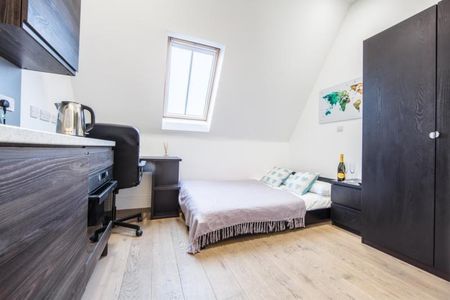 The Bruce Building, Newcastle upon Tyne - Photo 2