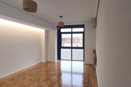 Piso de alquiler en Adelfas - Photo 5